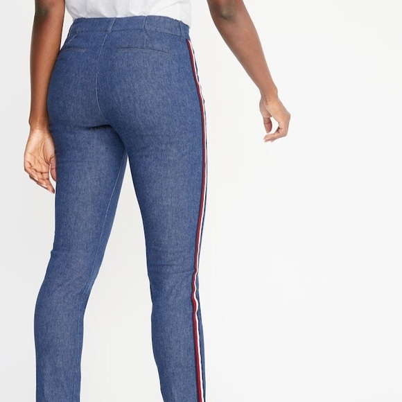 Old Navy Mid-Rise Side Stripe Pixie Ankle Pants - Picture 2 of 3